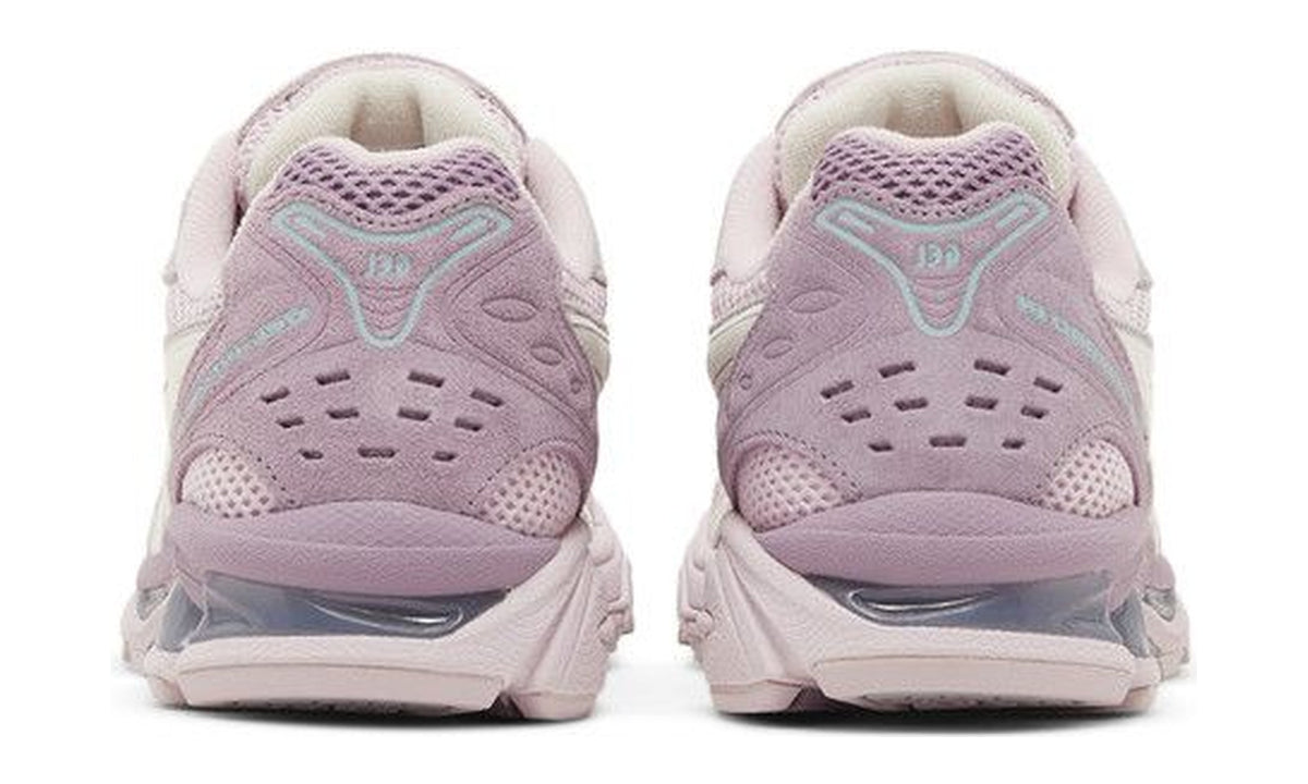 ASICS Wmns Gel Kayano 14 Barely Rose Cream
