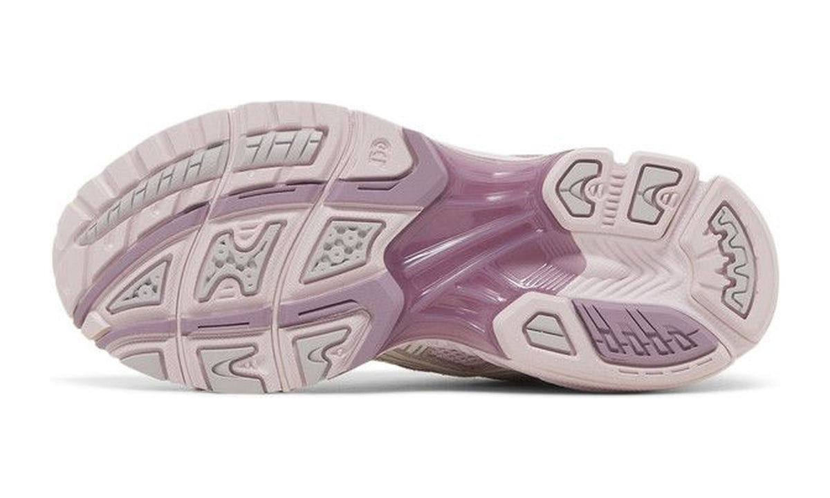 ASICS Wmns Gel Kayano 14 Barely Rose Cream