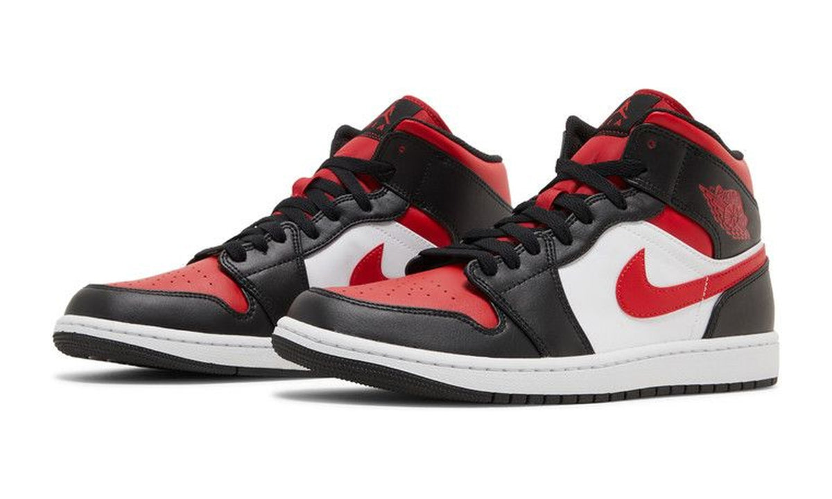 Air Jordan 1 Mid Bred Toe