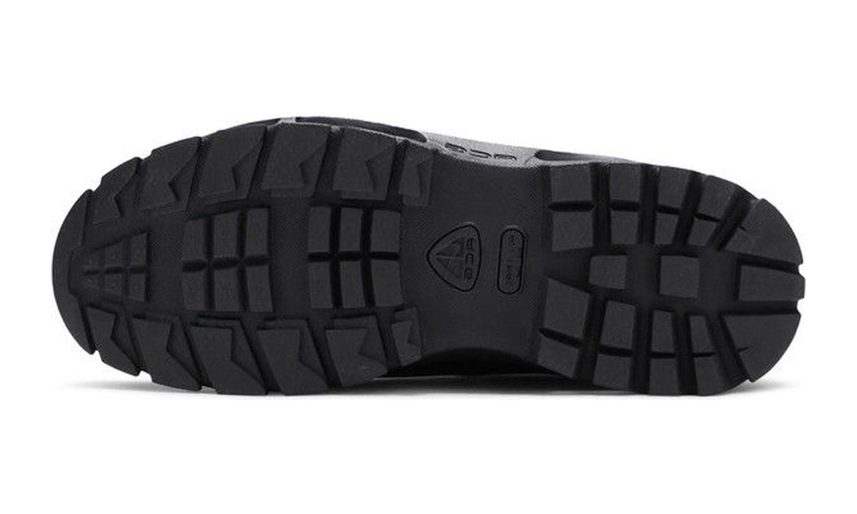 Nike ACG Air Max Goadome Triple Black 2016