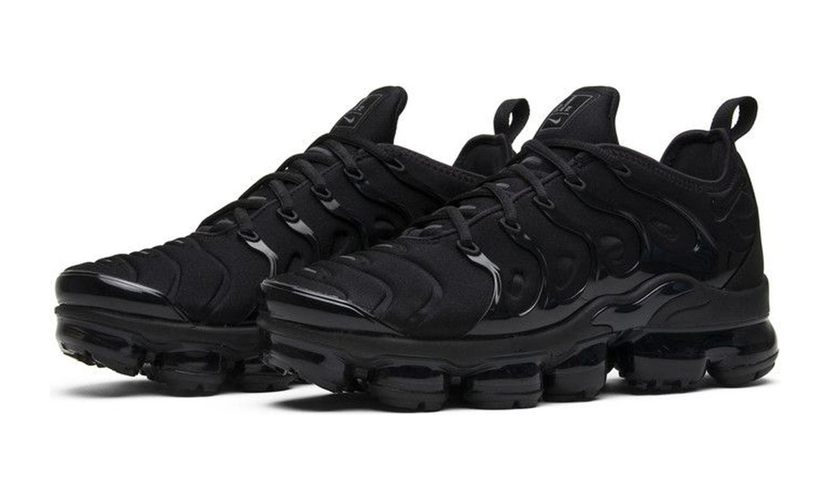 Nike Air VaporMax Plus Triple Black
