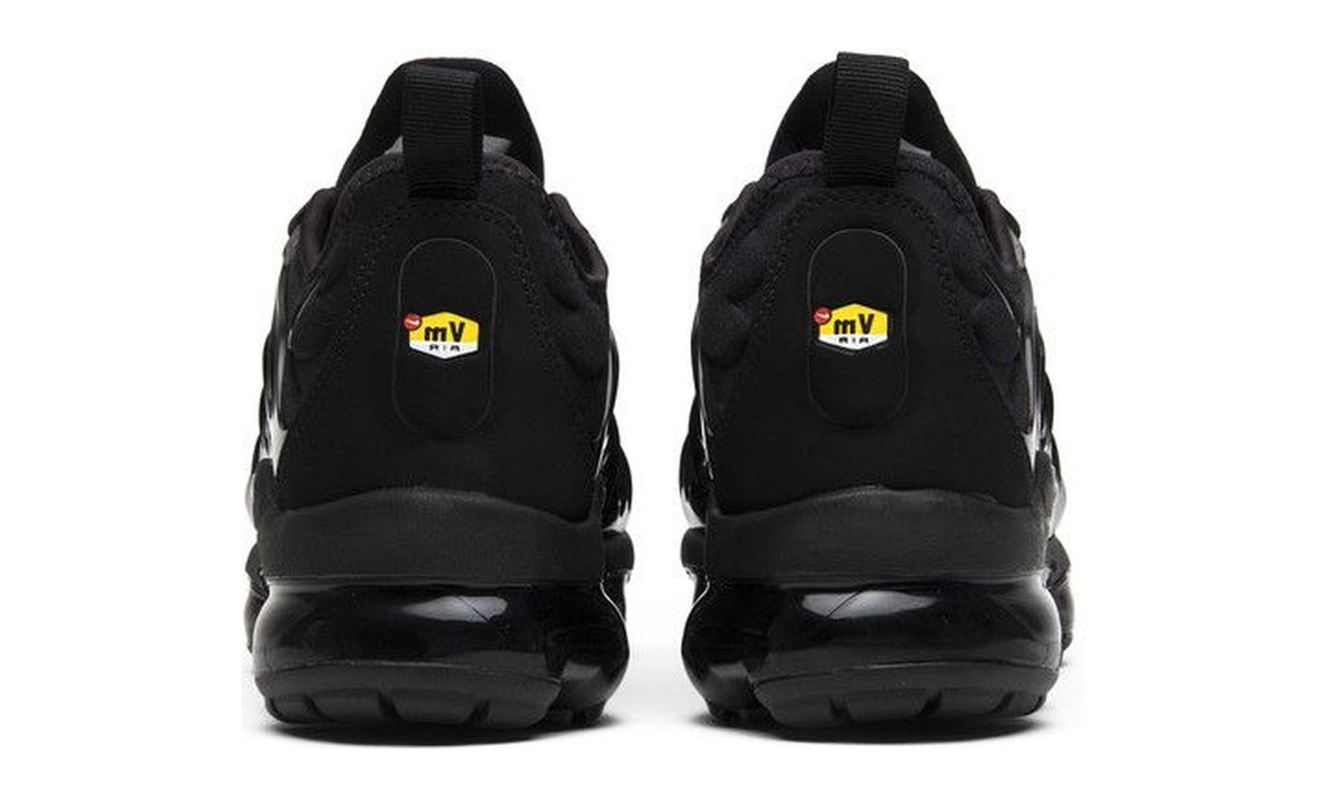Nike Air VaporMax Plus Triple Black