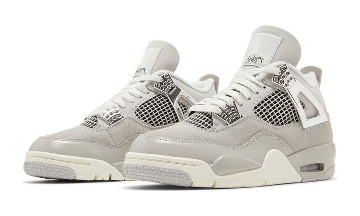 Wmns Air Jordan 4 Retro Frozen Moments