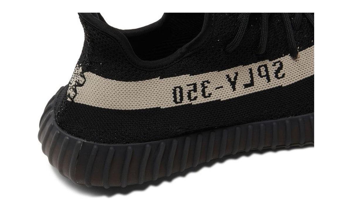 adidas Yeezy Boost 350 V2 Oreo