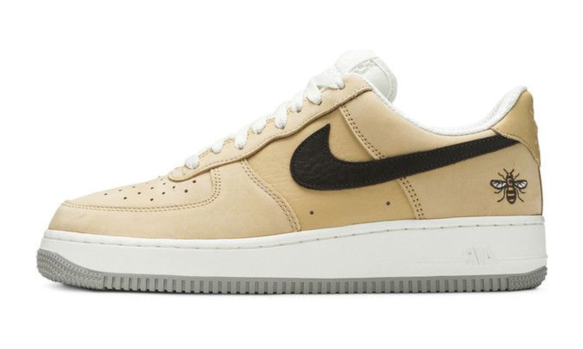 Nike Air Force 1 Low Manchester Bee