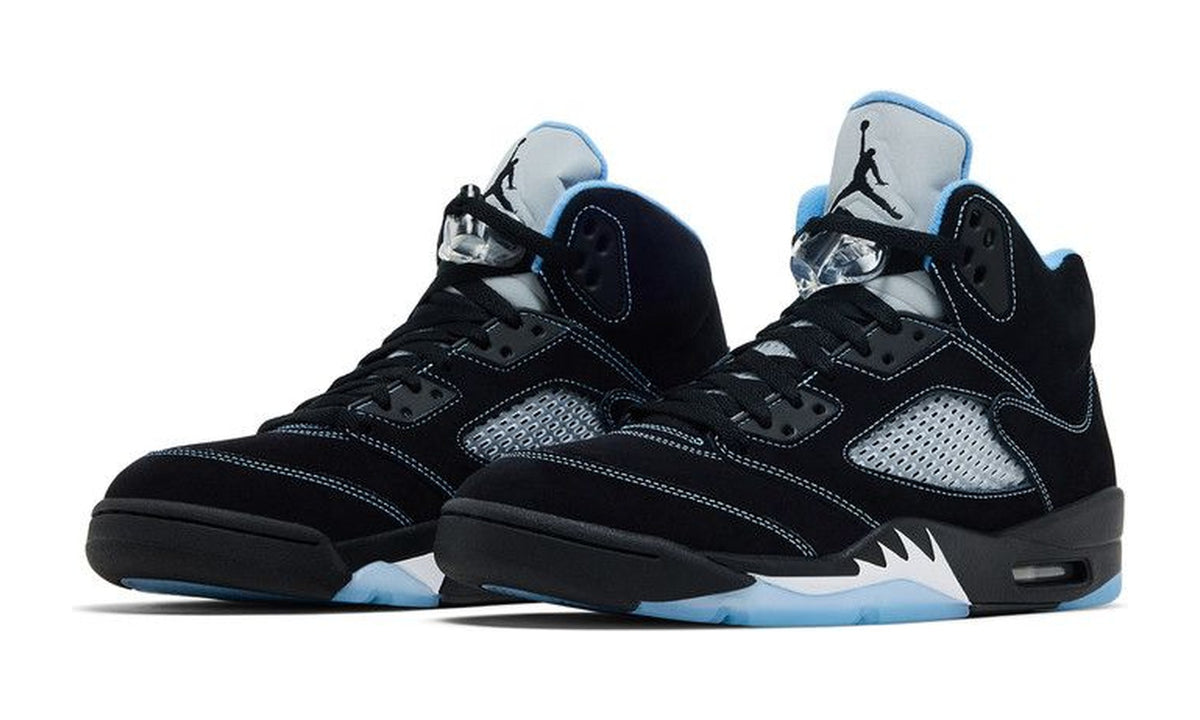Air Jordan 5 Retro Black Carolina / UNC 2026