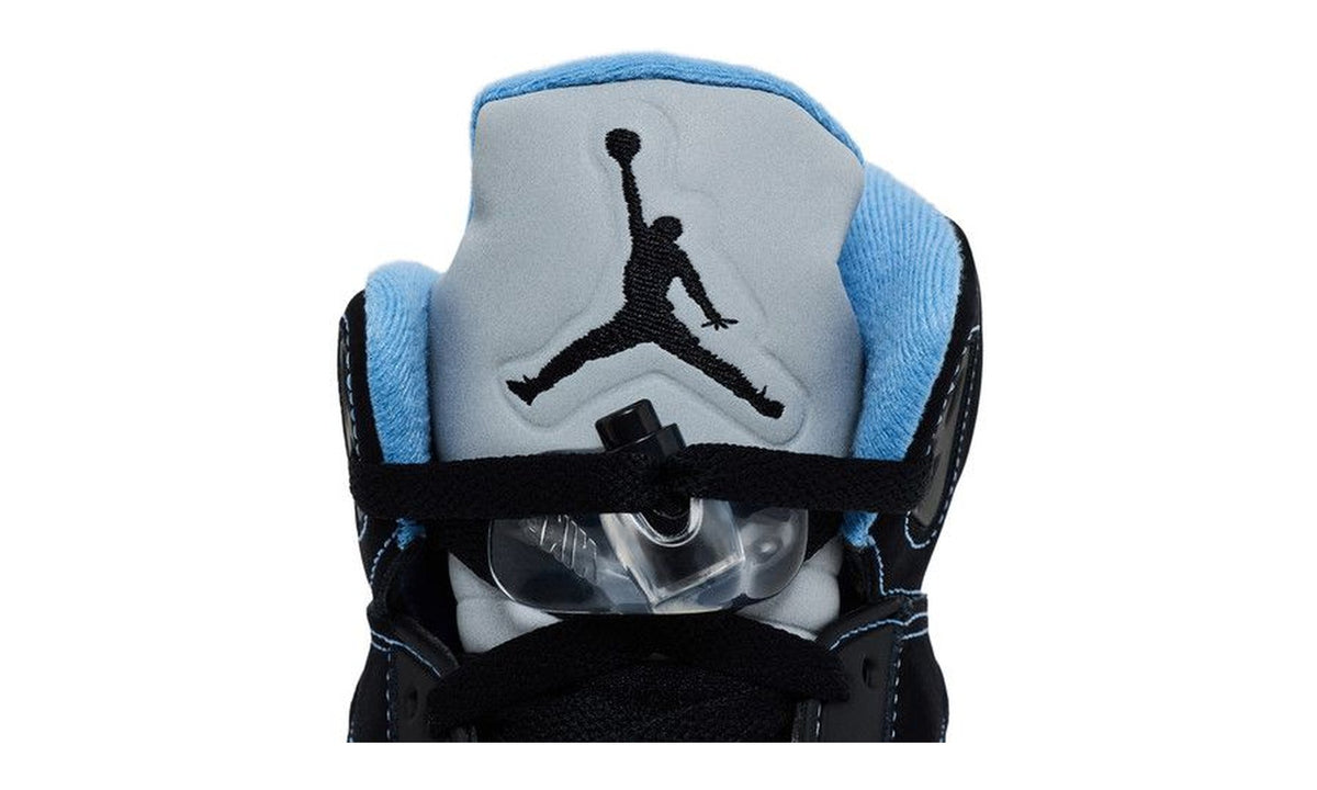Air Jordan 5 Retro Black Carolina / UNC 2026