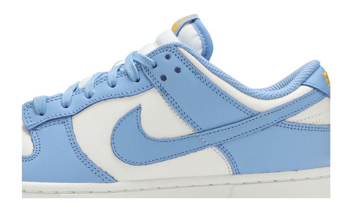 Nike Wmns Dunk Low Coast