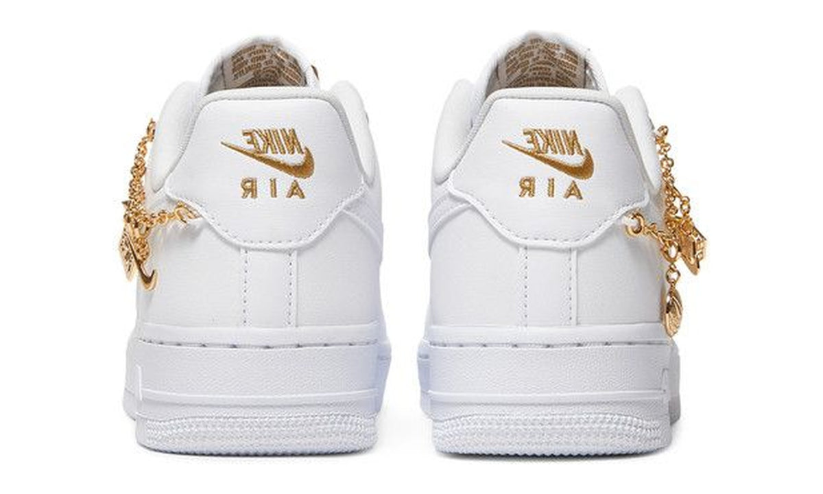 Nike Wmns Air Force 1 '07 LX Lucky Charms