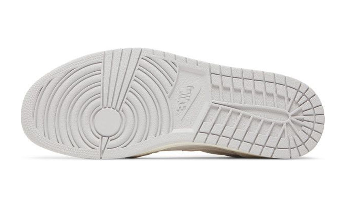 Air Jordan 1 Mid SE Inside Out