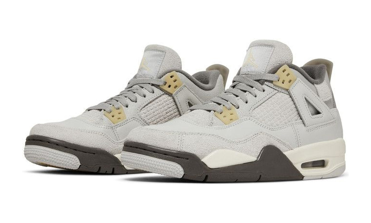 Air Jordan 4 Retro SE Craft GS Photon Dust