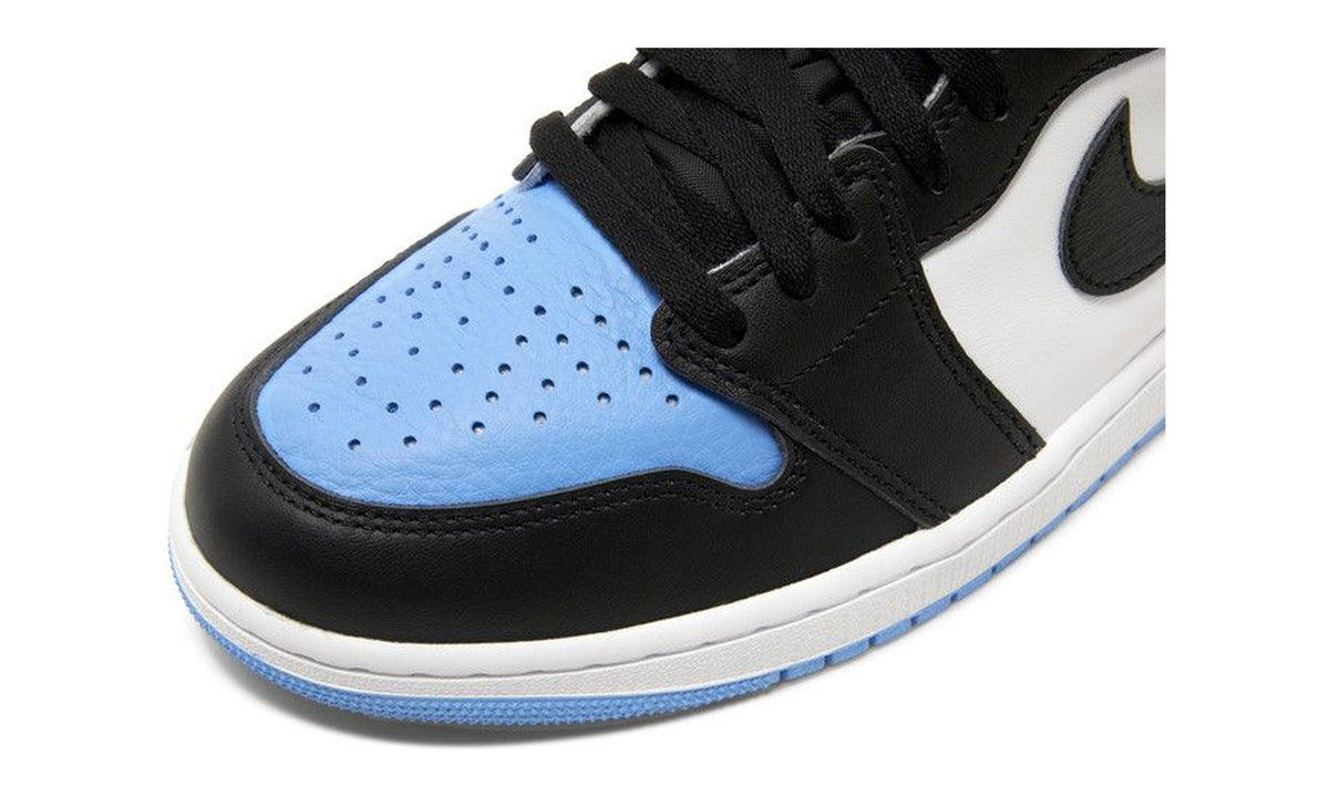 Air Jordan 1 Retro High OG UNC Toe