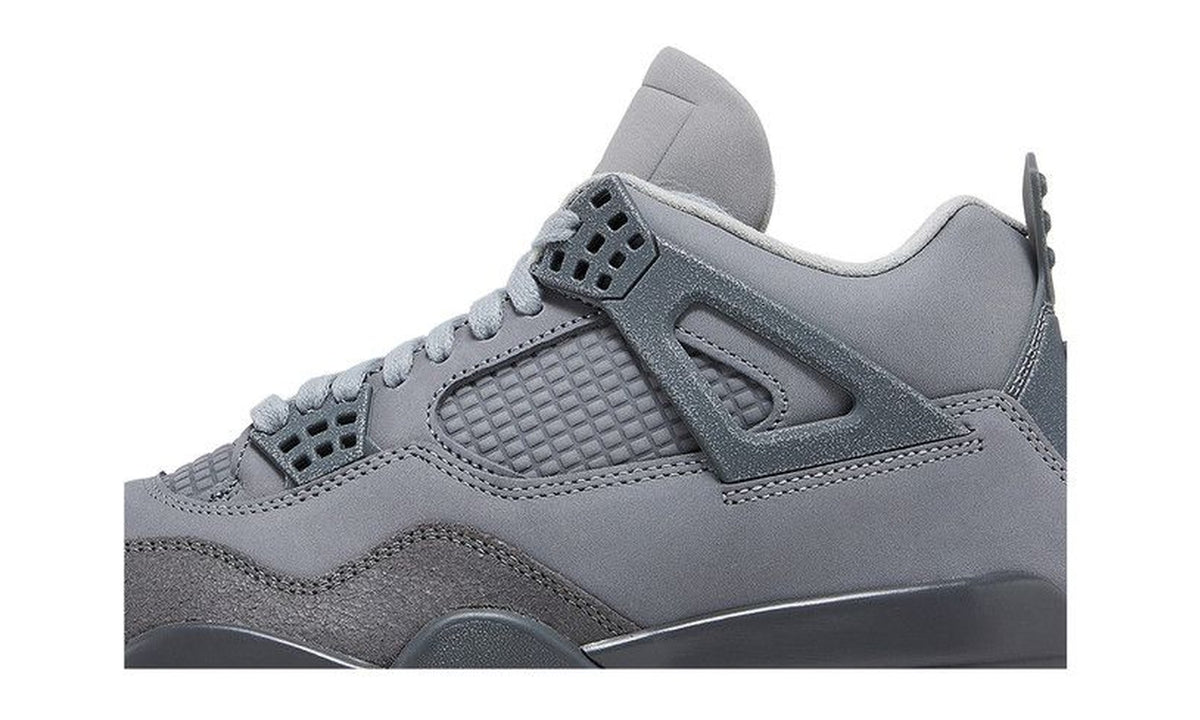 Air Jordan 4 Retro SE Wet Cement