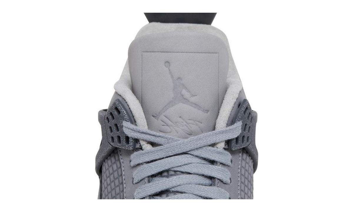 Air Jordan 4 Retro SE Wet Cement