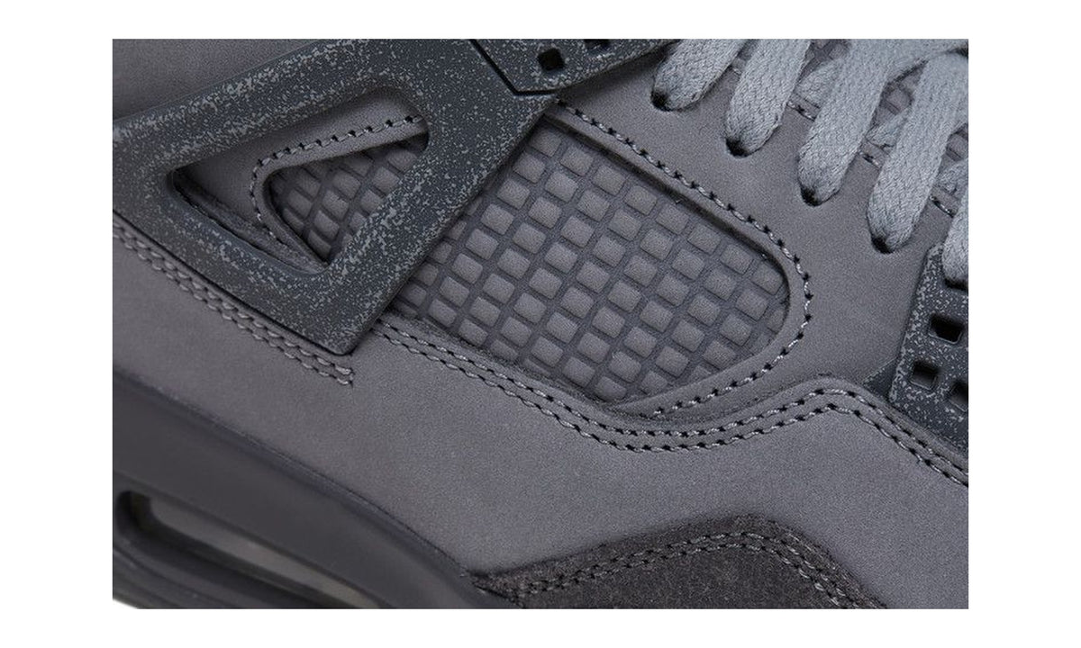 Air Jordan 4 Retro SE Wet Cement