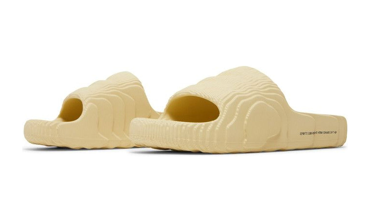 adidas Adilette 22 Slides Desert Sand