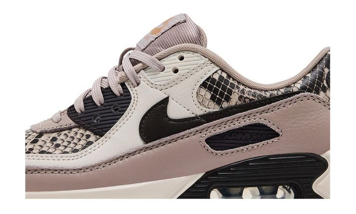 Nike Wmns Air Max 90 SE Snakeskin