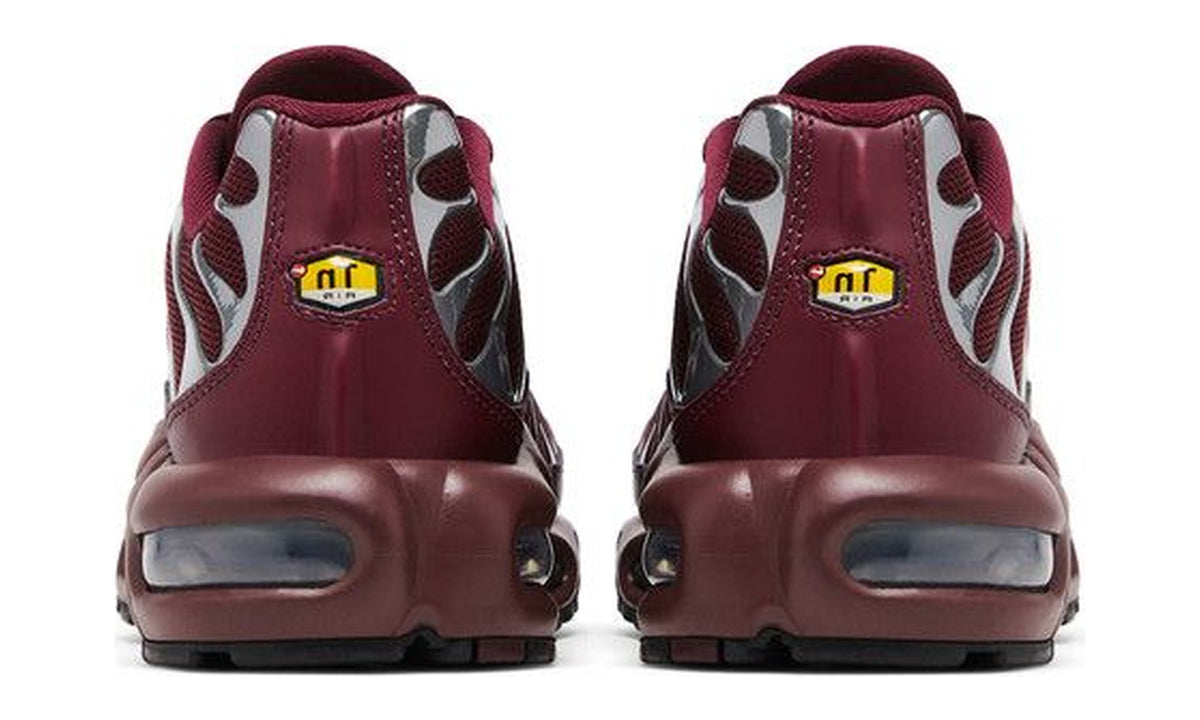 Nike Women's Air Max Plus SE Night Maroon Chrome Silver