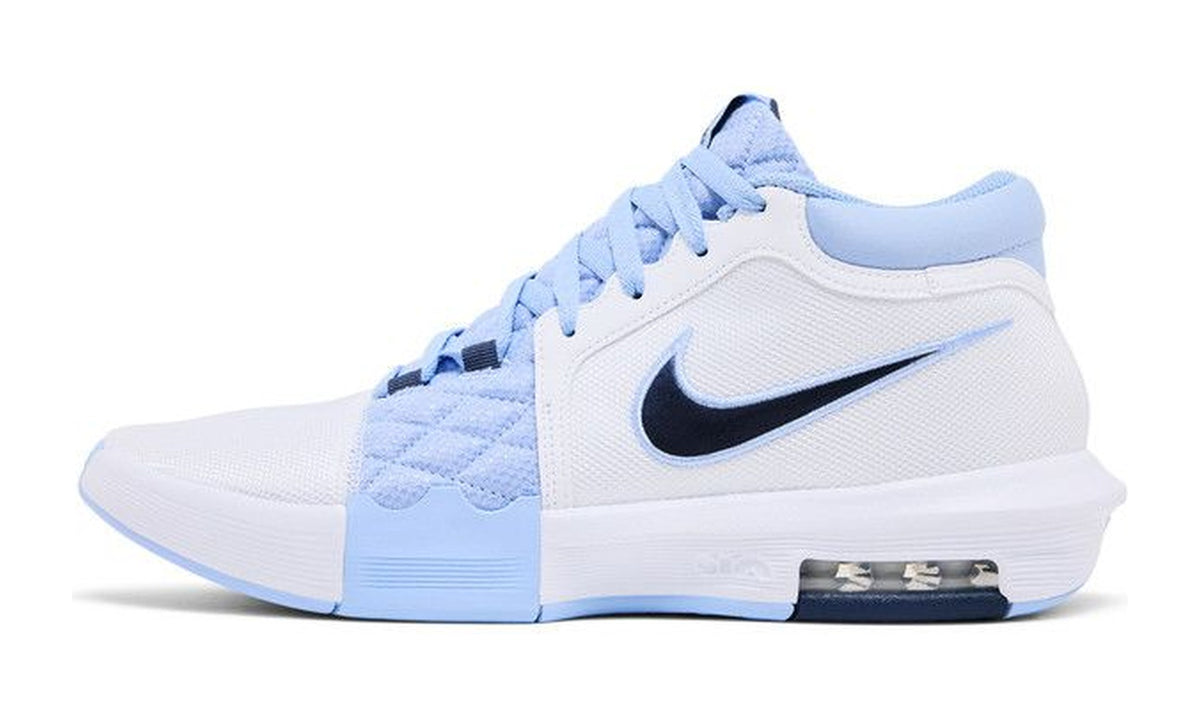 Nike LeBron Witness 8 UNC