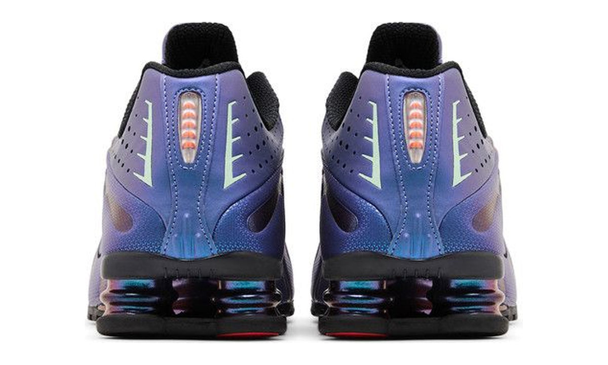 Nike Shox R4 Iridescent