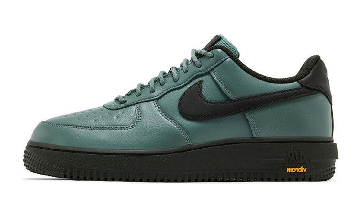 Nike Air Force 1 GORE-TEX Clay Green/Speed Yellow/Sequoia