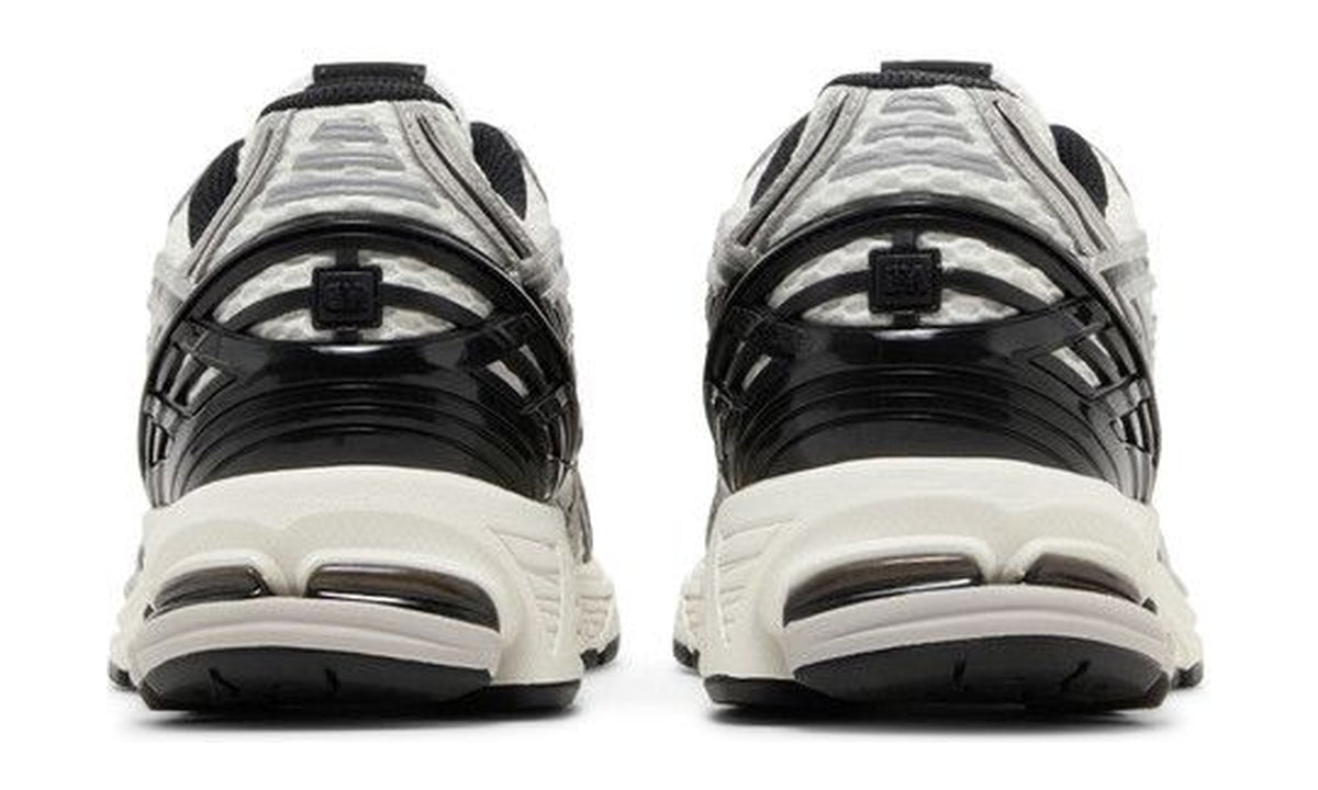 New Balance 1906R Silver Metallic Black