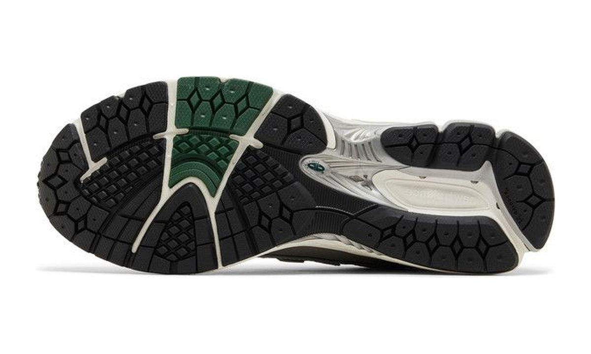 New Balance 1906R Silver Metallic Nightwatch Green