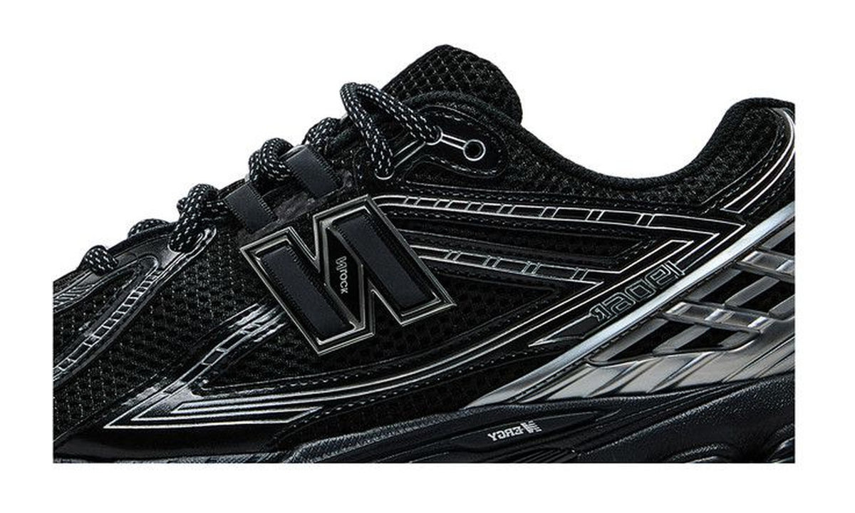New Balance 1906R Black Silver