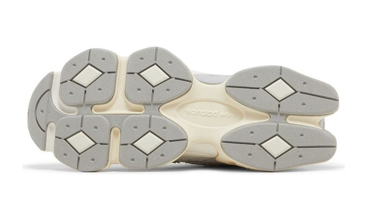 New Balance 9060 Quartz Grey