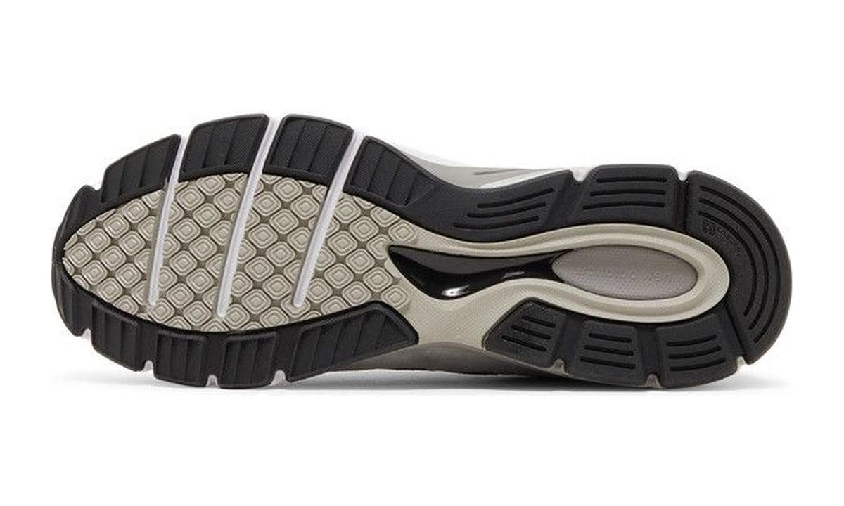 New Balance 990v4 Made in USA Grey Silver
