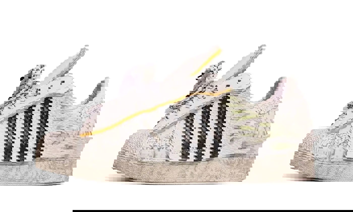 Adidas Superstar Hellstar White