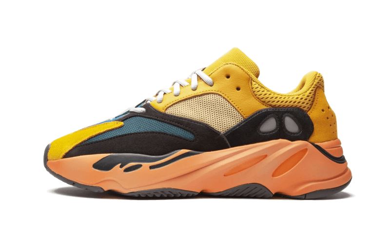 Adidas Yeezy 700 Sun – limitierter Sneaker bei Shade Studios