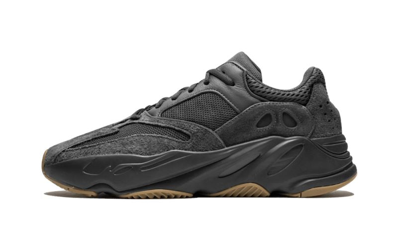 Adidas Yeezy 700 Utility Black – limitierter Sneaker bei Shade Studios