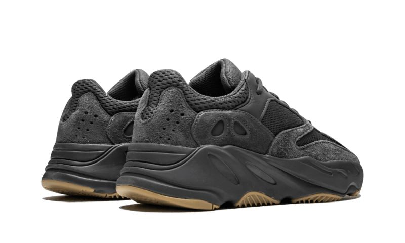 Adidas Yeezy 700 Utility Black – limitierter Sneaker bei Shade Studios