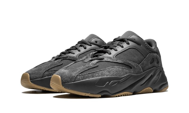 Adidas Yeezy 700 Utility Black – limitierter Sneaker bei Shade Studios