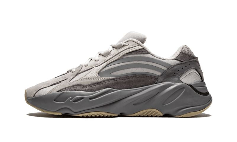 Adidas Yeezy 700 V2 Tephra – limitierter Sneaker bei Shade Studios