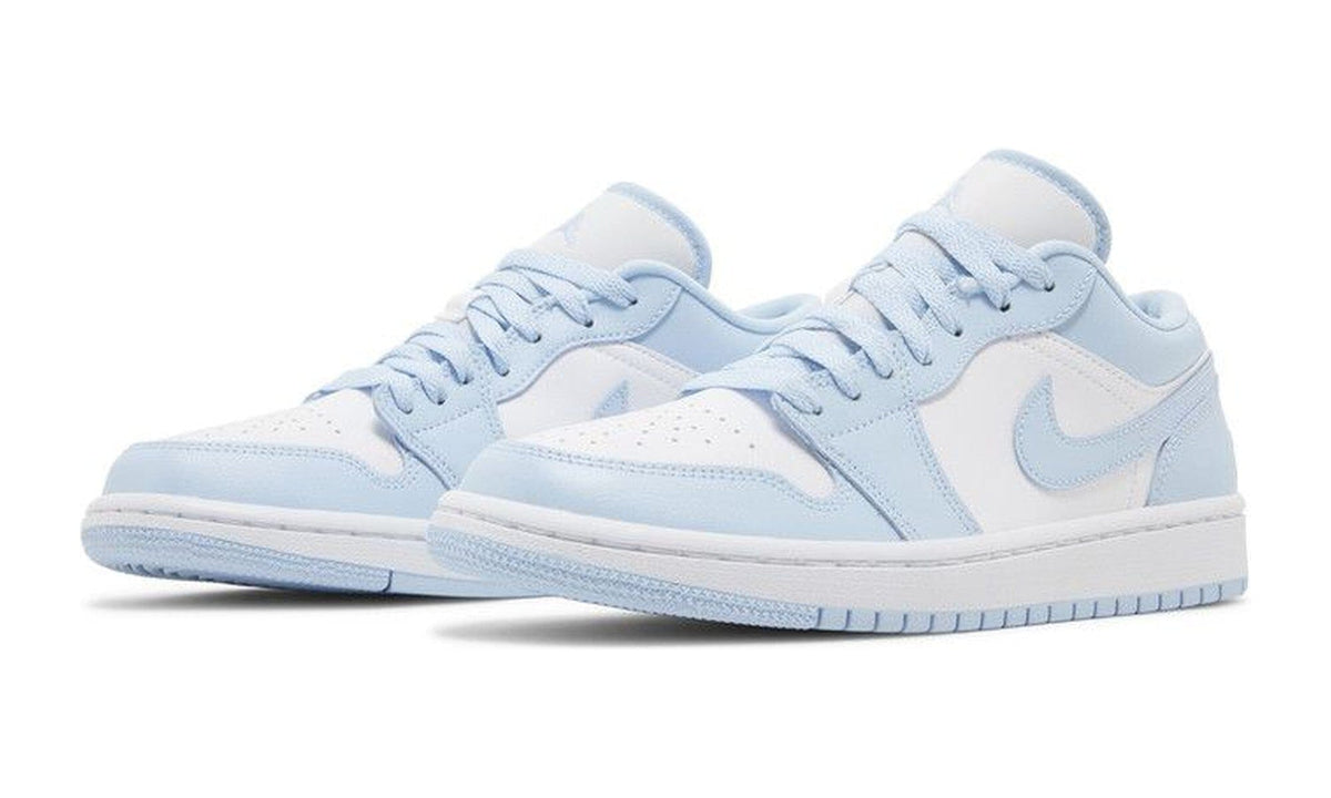 Wmns Air Jordan 1 Low Ice Blue
