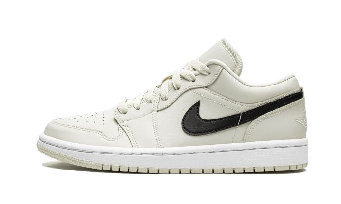 Air Jordan 1 Low Coconut Milk – limitierter Sneaker bei Shade Studios