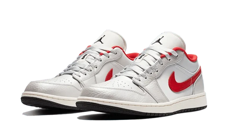 Air Jordan 1 Low Night Track – limitierter Sneaker bei Shade Studios