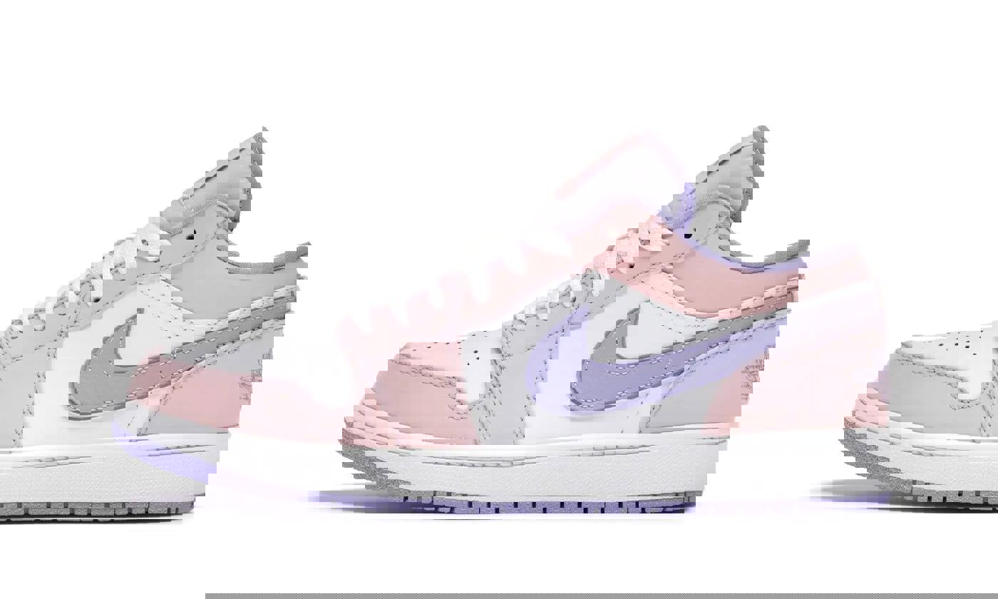 Air Jordan 1 Low SE Arctic Punch