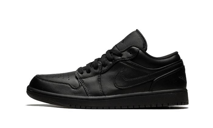 Air Jordan 1 Low Triple Black (2022) – limitierter Sneaker bei Shade Studios