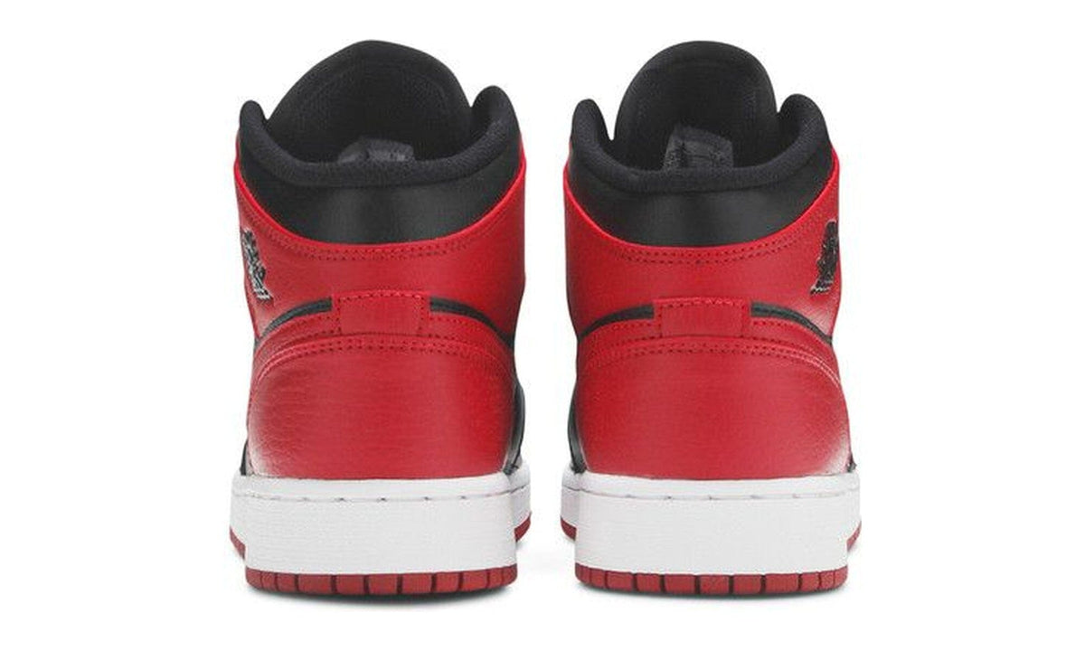 Air Jordan 1 Mid GS Banned