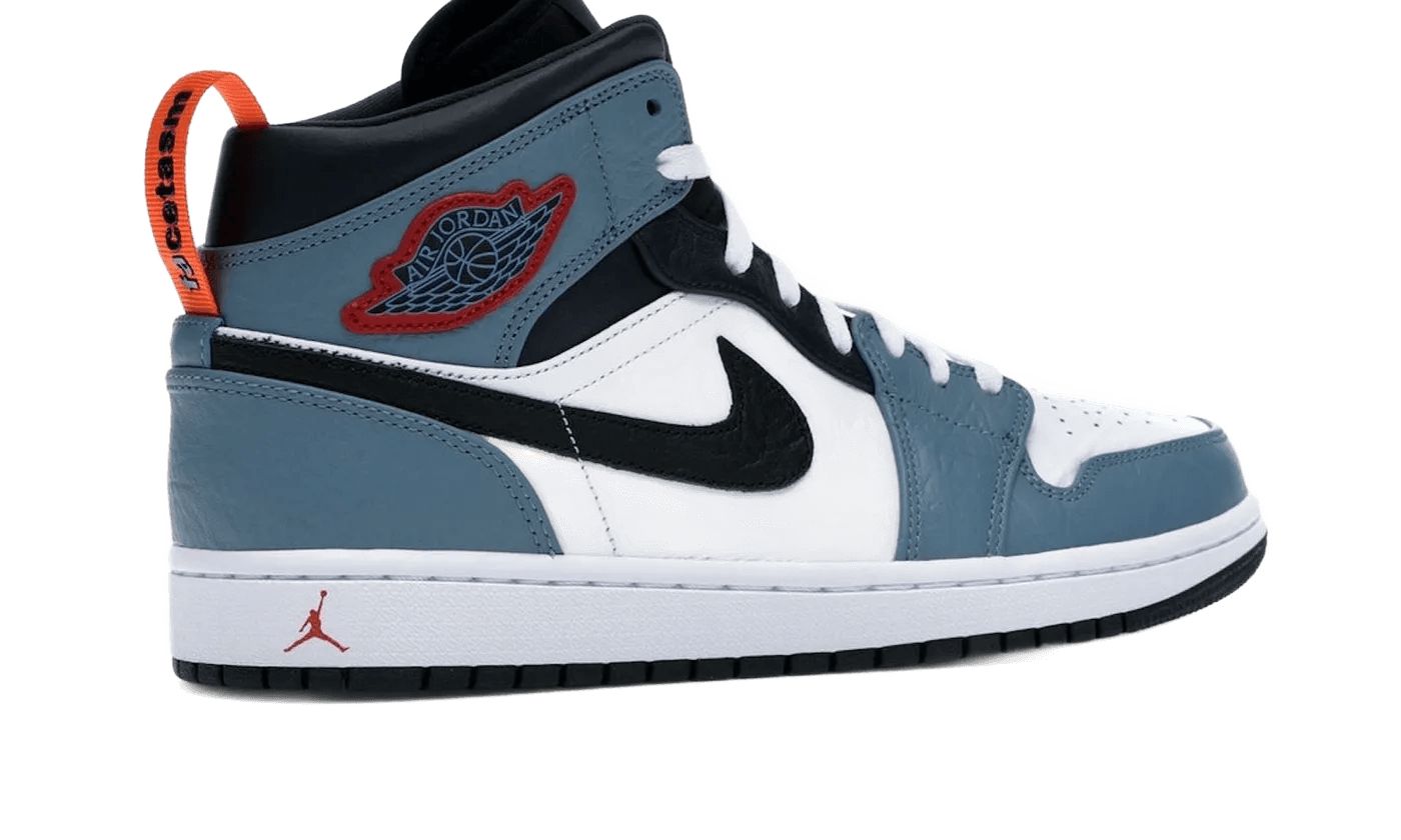 Air Jordan 1 Mid Fearless Facetasm