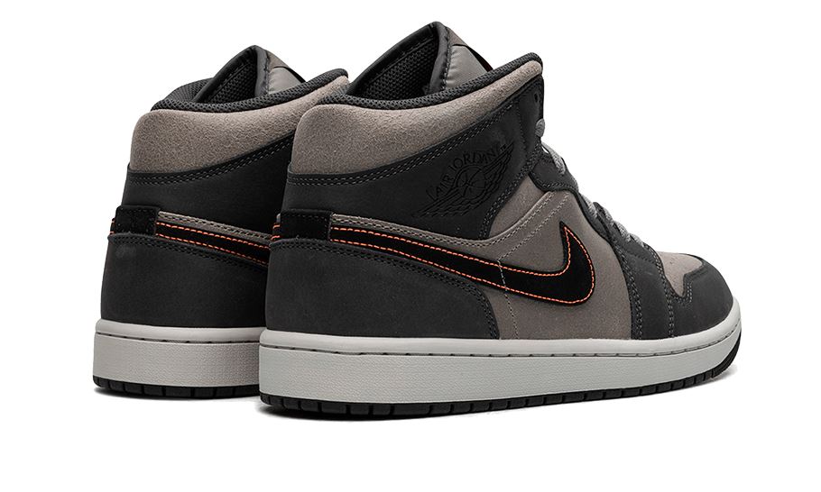 Air Jordan 1 Mid SE Night Stadium – limitierter Sneaker bei Shade Studios