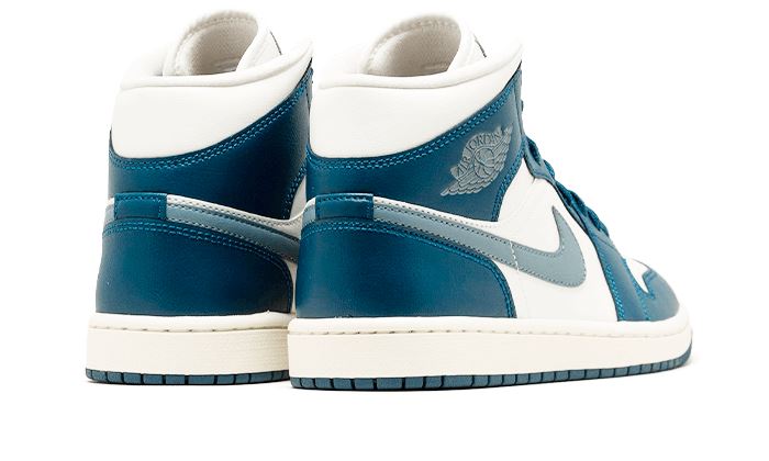 Air Jordan 1 Mid Sky J French Blue – limitierter Sneaker bei Shade Studios
