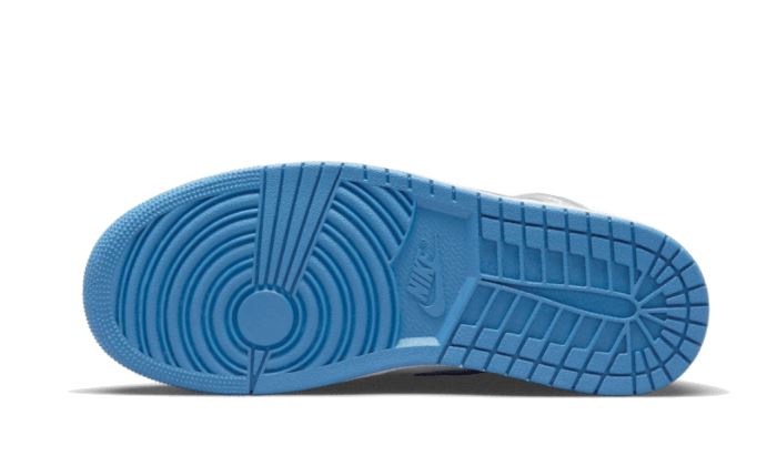 Air Jordan 1 Mid True Blue – limitierter Sneaker bei Shade Studios
