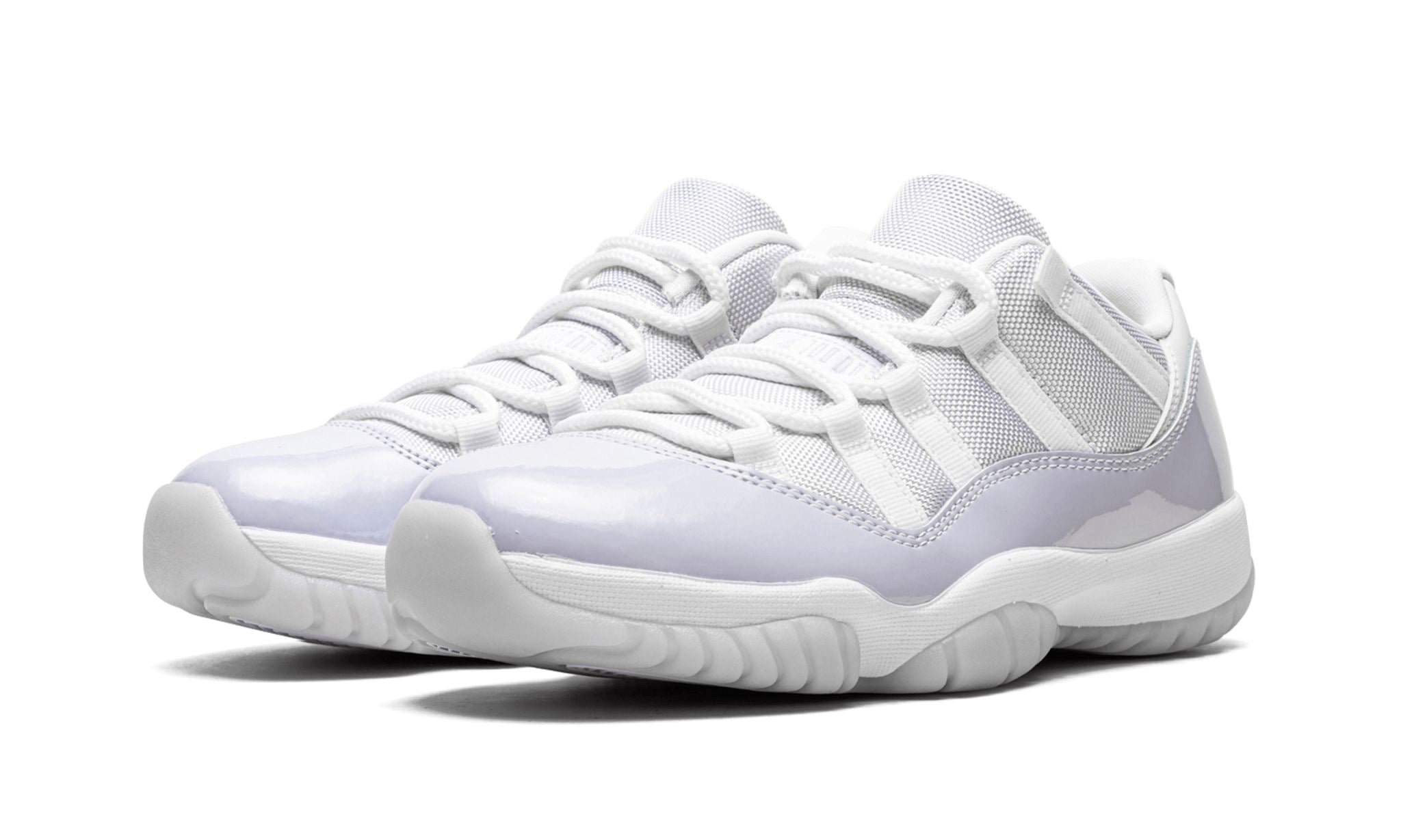 Air Jordan 11 Retro Low Pure Violet – limitierter Sneaker bei Shade Studios