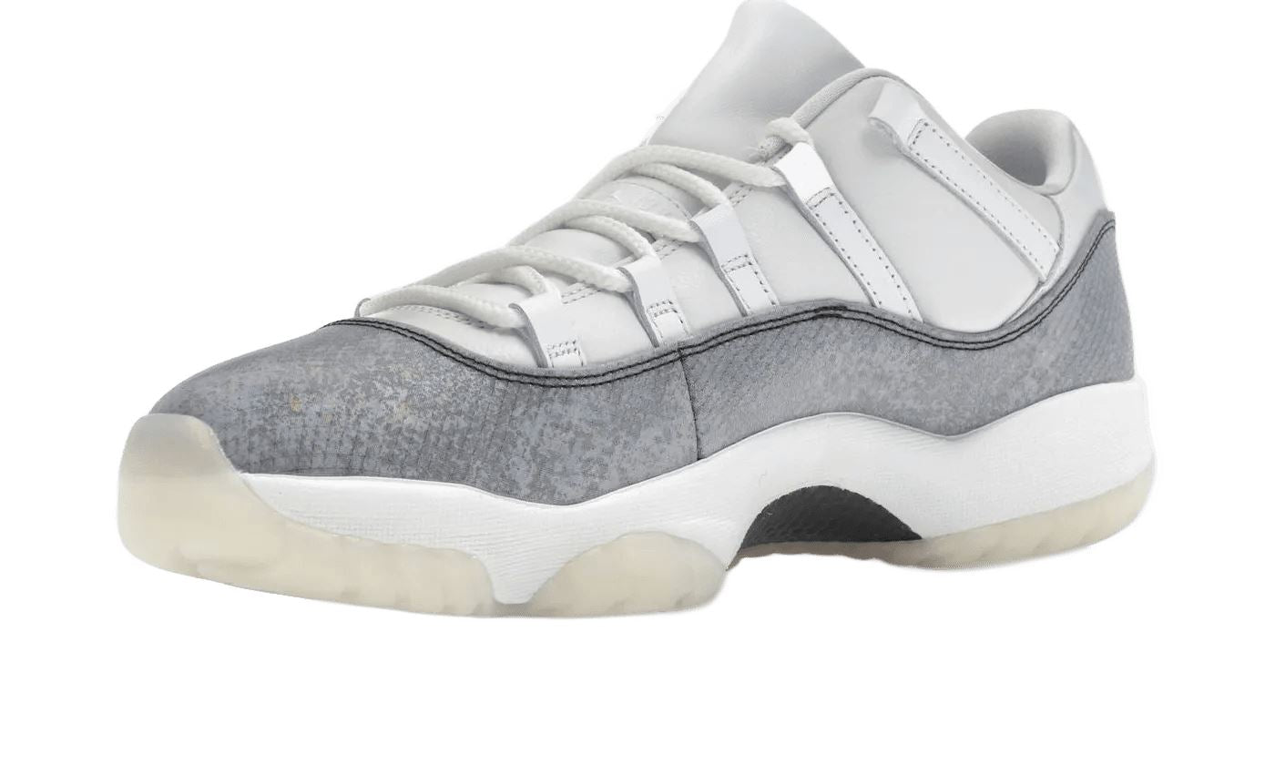 Air Jordan 11 Retro Low Year of the Snake – limitierter Sneaker bei Shade Studios