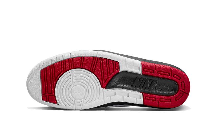 Air Jordan 2 Retro OG Chicago – limitierter Sneaker bei Shade Studios