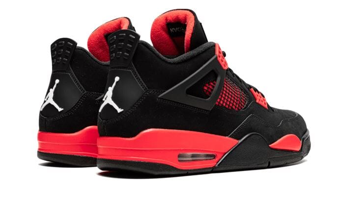 Air Jordan 4 Retro Red Thunder – limitierter Sneaker bei Shade Studios
